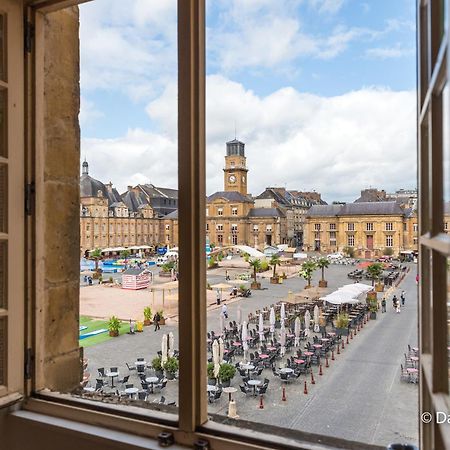 Suites Mana - Matahina Avec Vue Superbe Sur La Place Ducale Et Parking Prive Inclus Charleville-Mézières 外观 照片